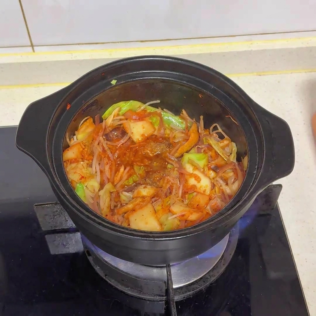 미원을 추가하여 재료들이 서로 어우러진 모습