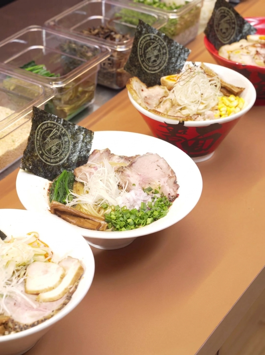 진하고 고소한 치킨 파이탄 라멘