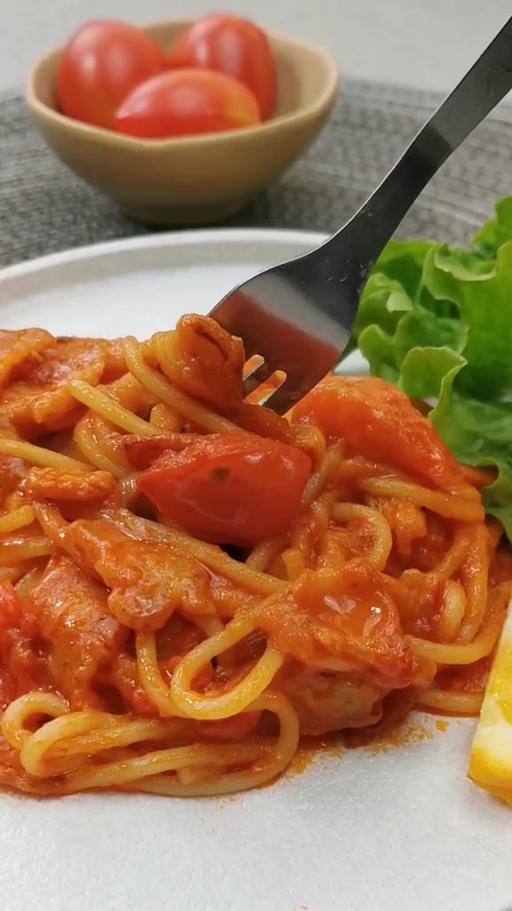 클래식 토마토 베이컨 파스타